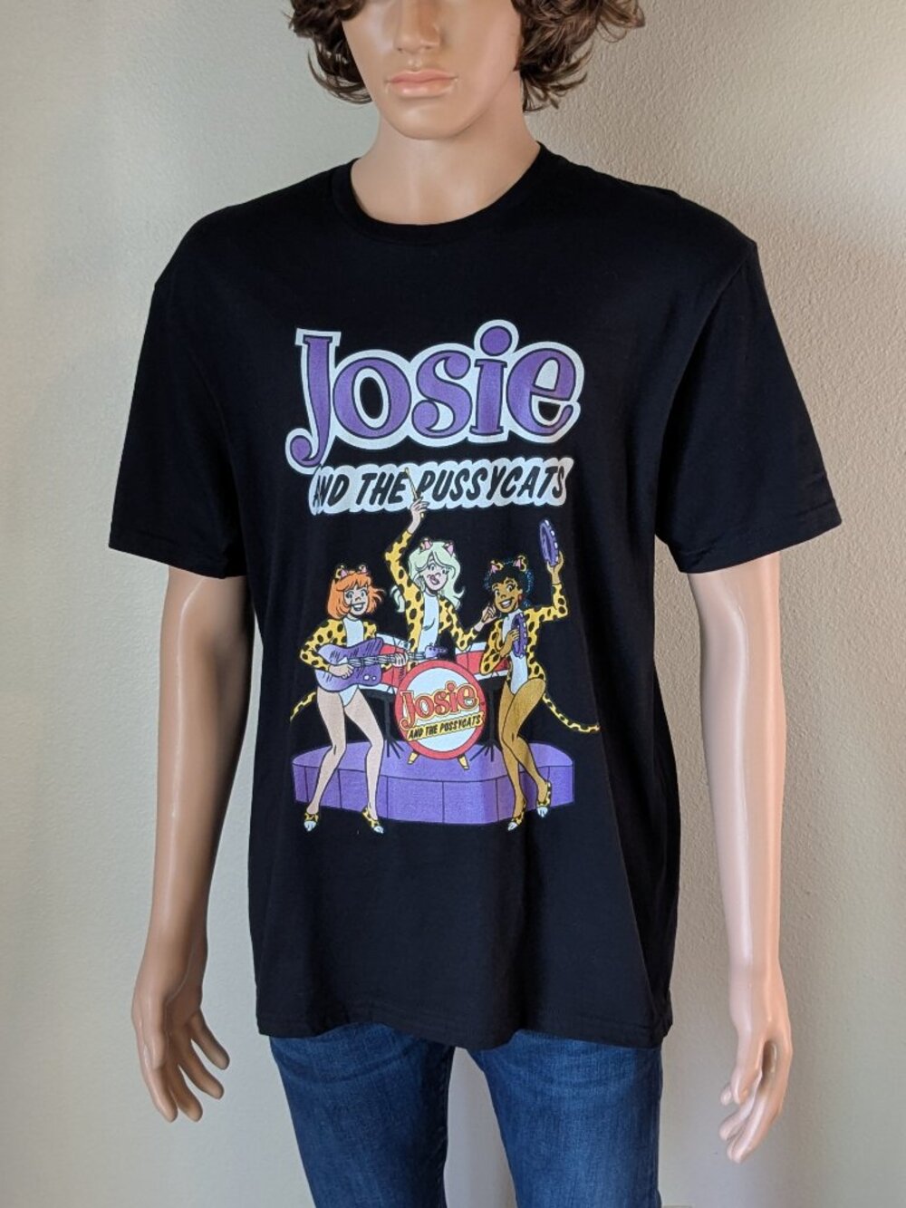 Josie & the Pussycats T Shirt Men's XL Black Purple Short Sleeve NWOT Gildan Tee